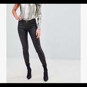 💜Levi’s  SUPER SKINNY LONG SPARKLY JEANS!